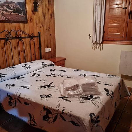 Casas Rurales Los Enebros 네르피오 외부 사진