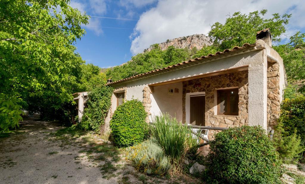 Casas Rurales Los Enebros 네르피오 외부 사진